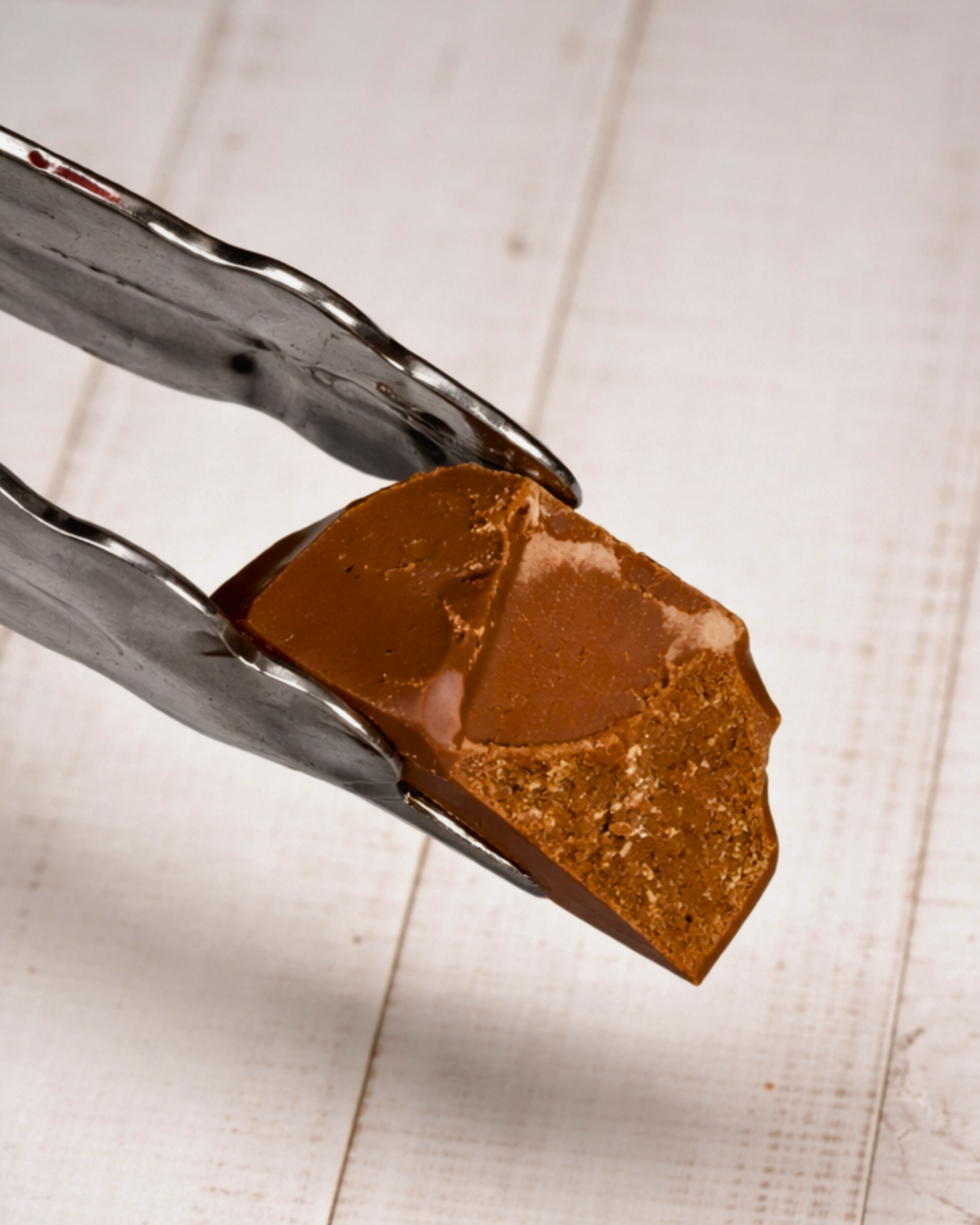 Medri Tiramisu Cafe Cioccolatini d’Amore chocolate and hazelnut bonbons in an 80g box with 8 pieces.