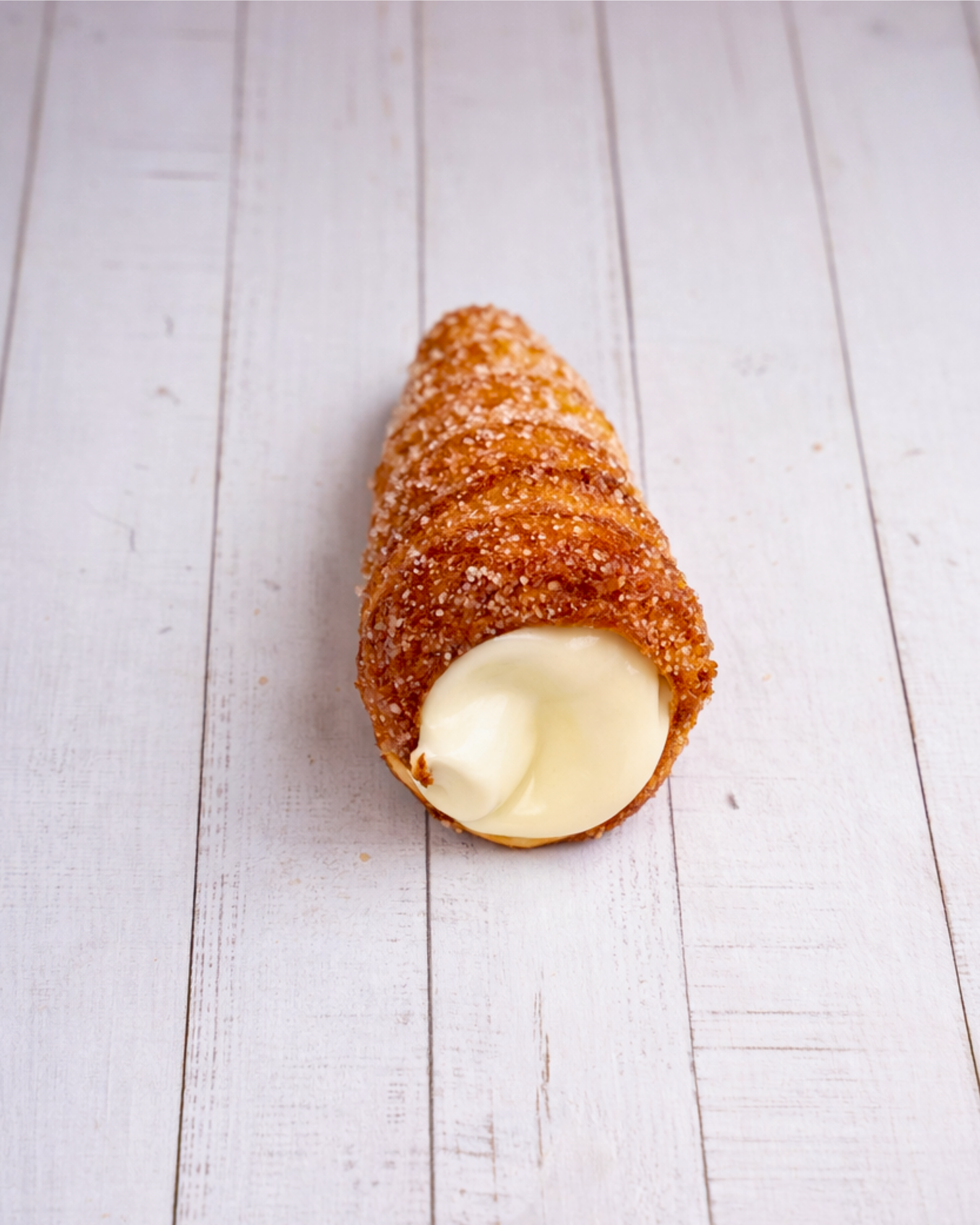 Medri Cannolino Sfoglia Limón, thin lemon-flavored pastry sheet with a crisp texture, displayed on a neutral background.