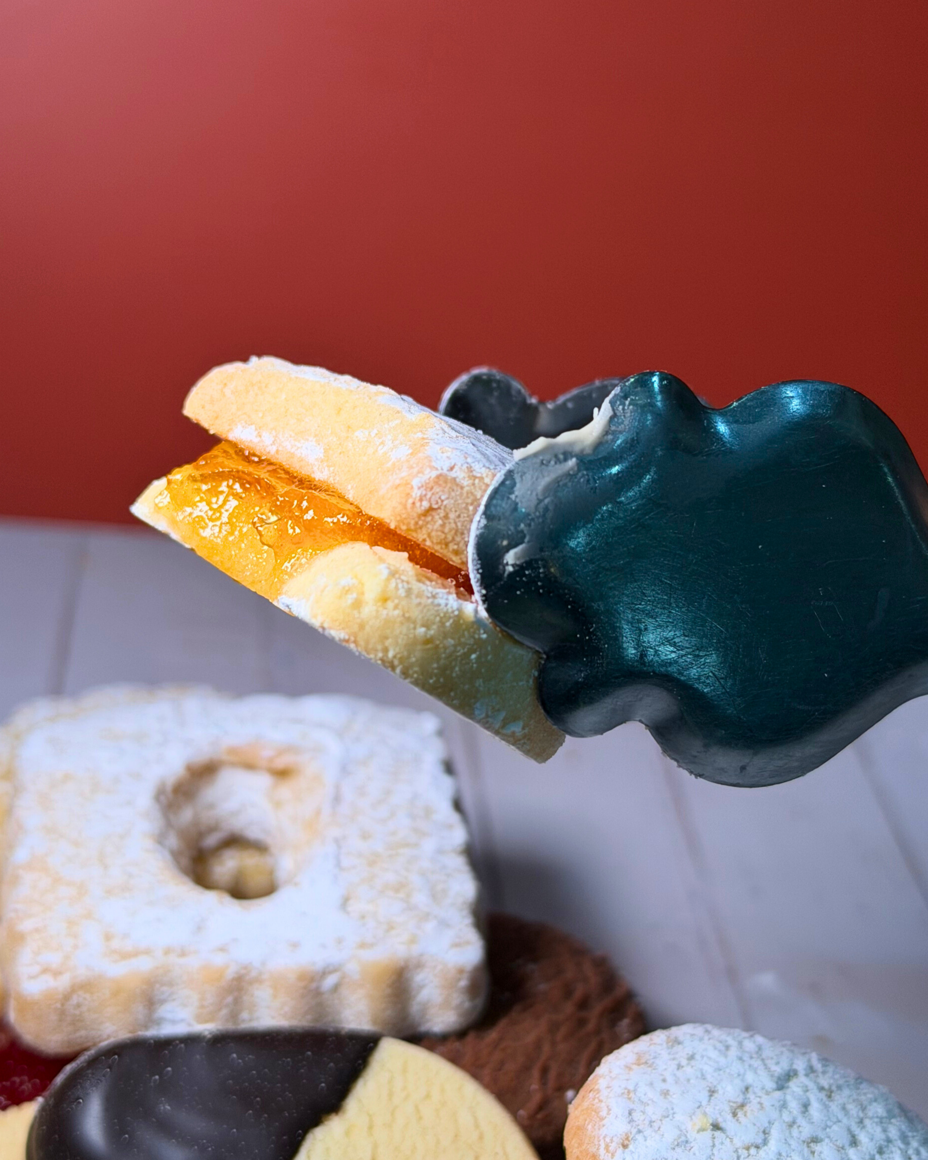 Assorted Medri Pasticceria Mixta box with a variety of traditional Italian pastries and sweet treats.