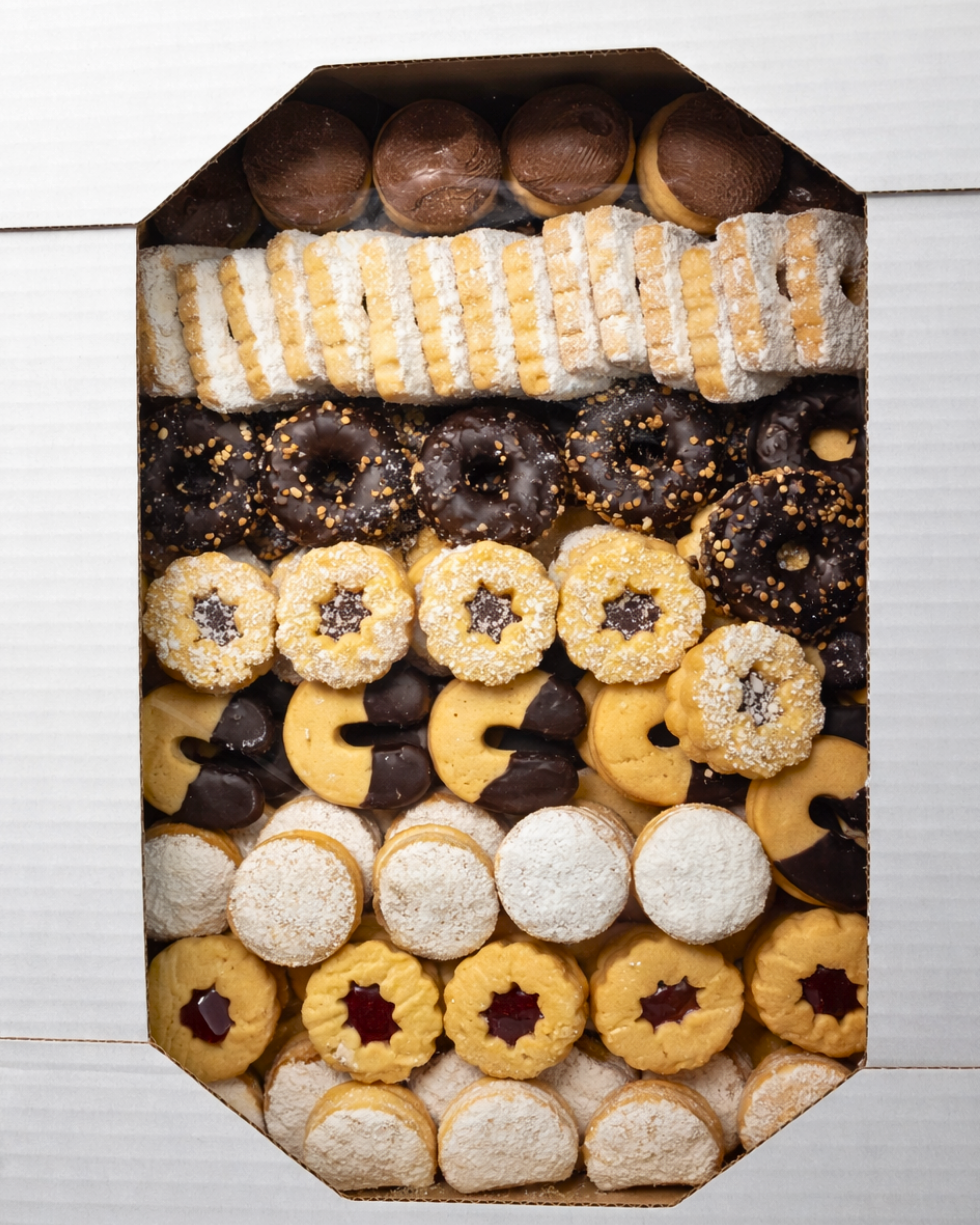 Assorted Medri Pasticceria Mixta box with a variety of colorful traditional Italian pastries and sweets displayed in a box.