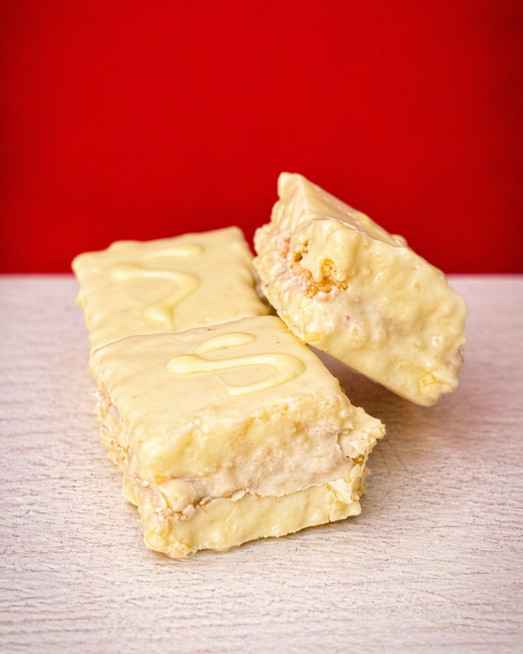 Mini pistachio saké from Medri Tiramisu Cafe, featuring a small, delicate saké bottle with pistachio flavor details.