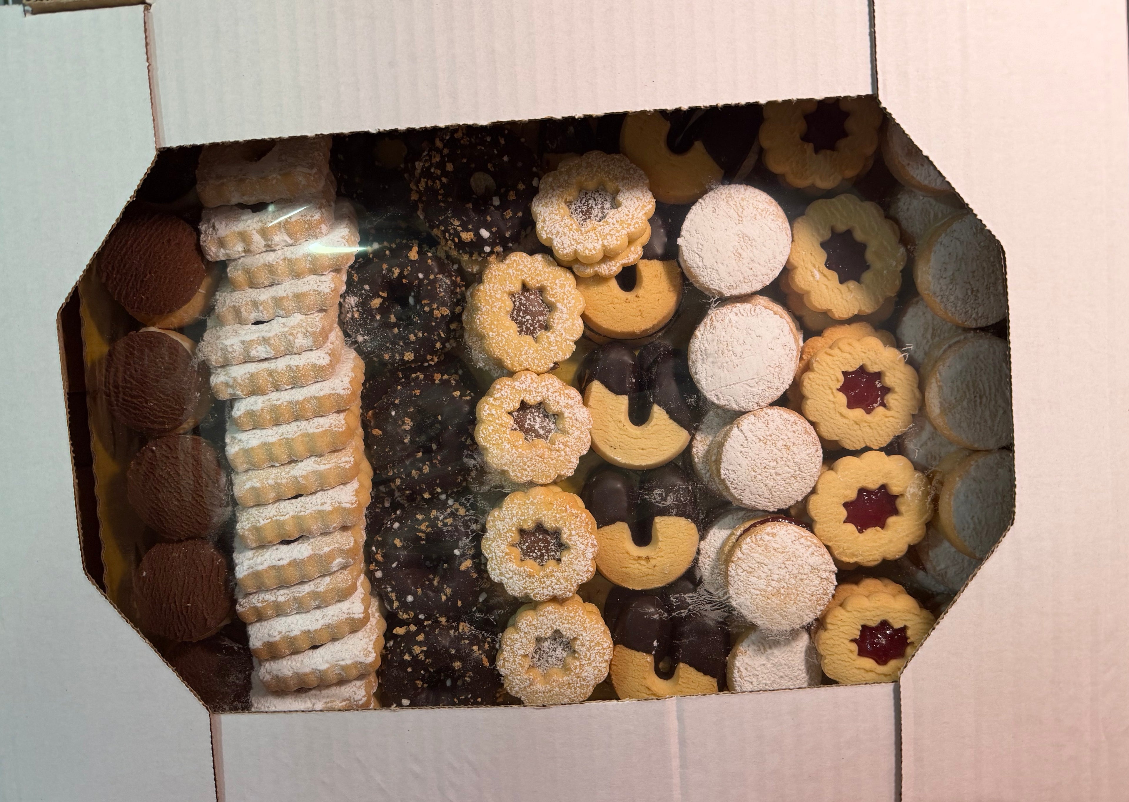 Assorted Medri Tiramisu Cafe starter pack with five boxes of flavored coffee products arranged on a table.